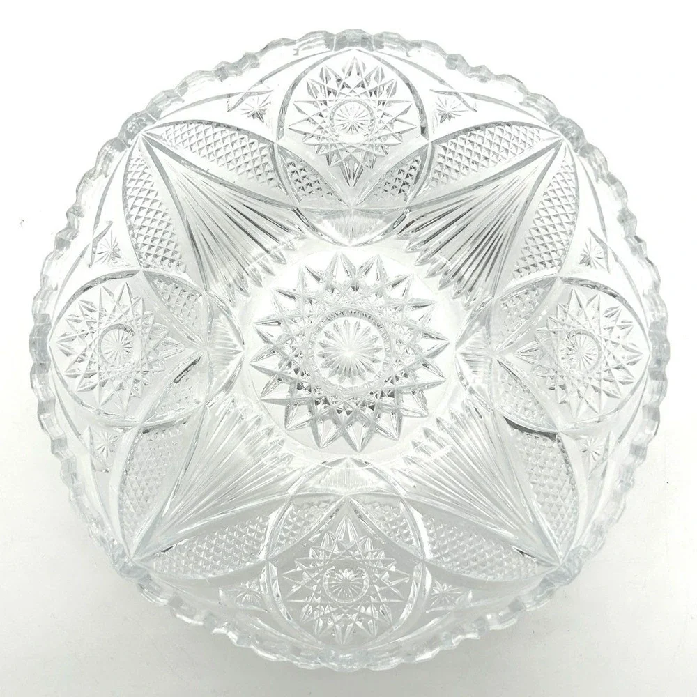 Vintage Clear Crystal Large Serving Bowl Star Fan Pattern Scalloped Rim 9 Inch